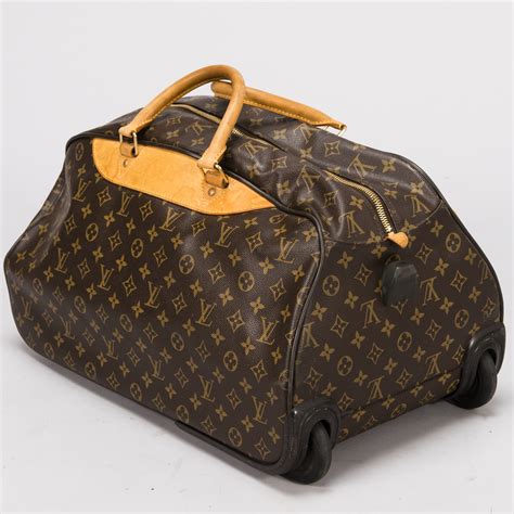 louis vuitton travel bag with wheels|best louis vuitton travel bag.